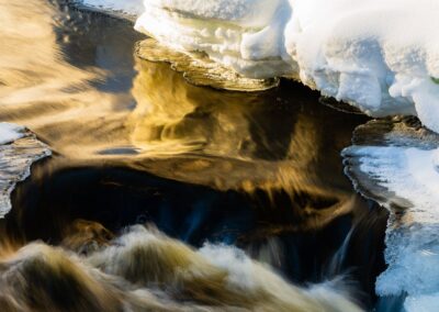 Lange sluitertijden in een beekje tijdens reis naar Kuusamo