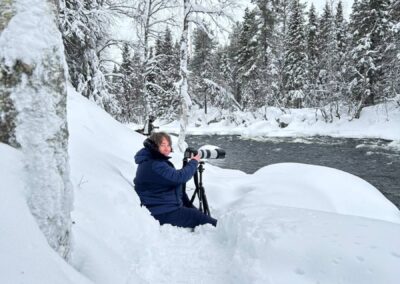 Fotograaf deelnemer in sneeuw